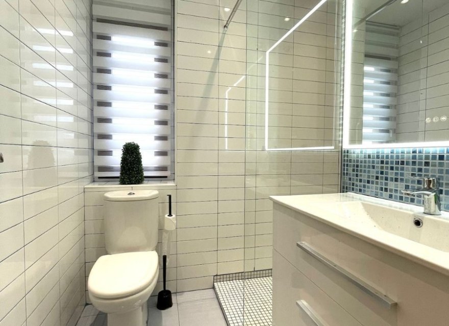 Resale - Apartment - Benidorm