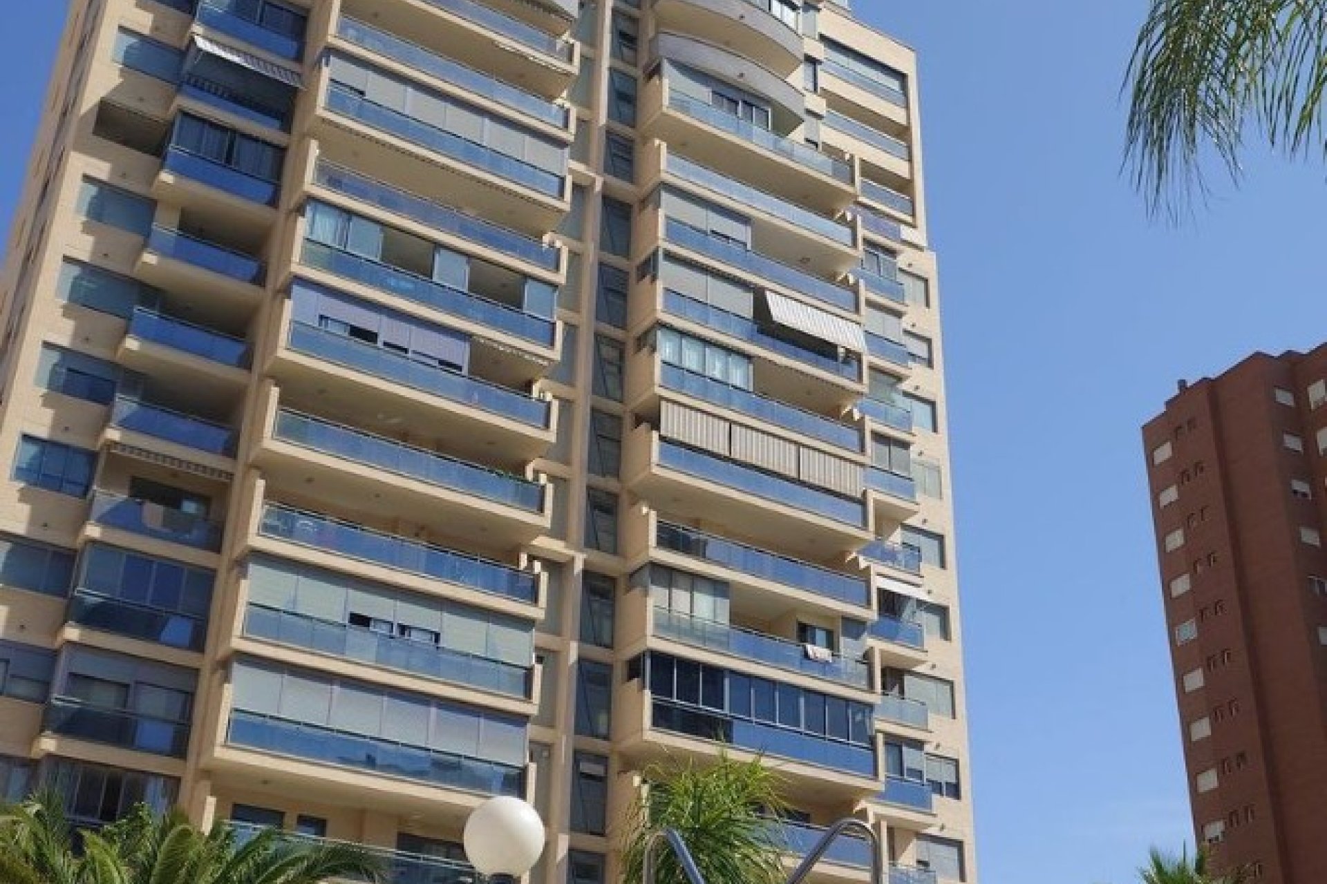 Resale - Apartment - Benidorm