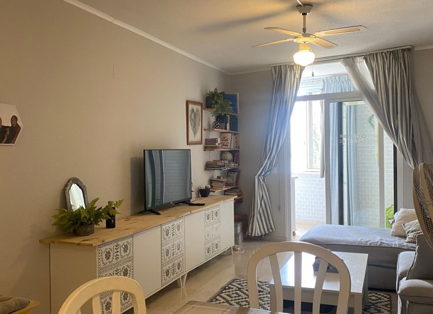 Resale - Apartment - Benidorm