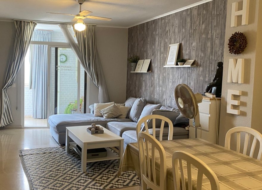 Resale - Apartment - Benidorm