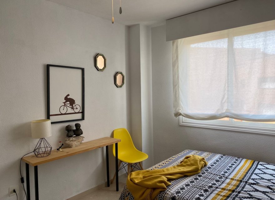 Resale - Apartment - Benidorm