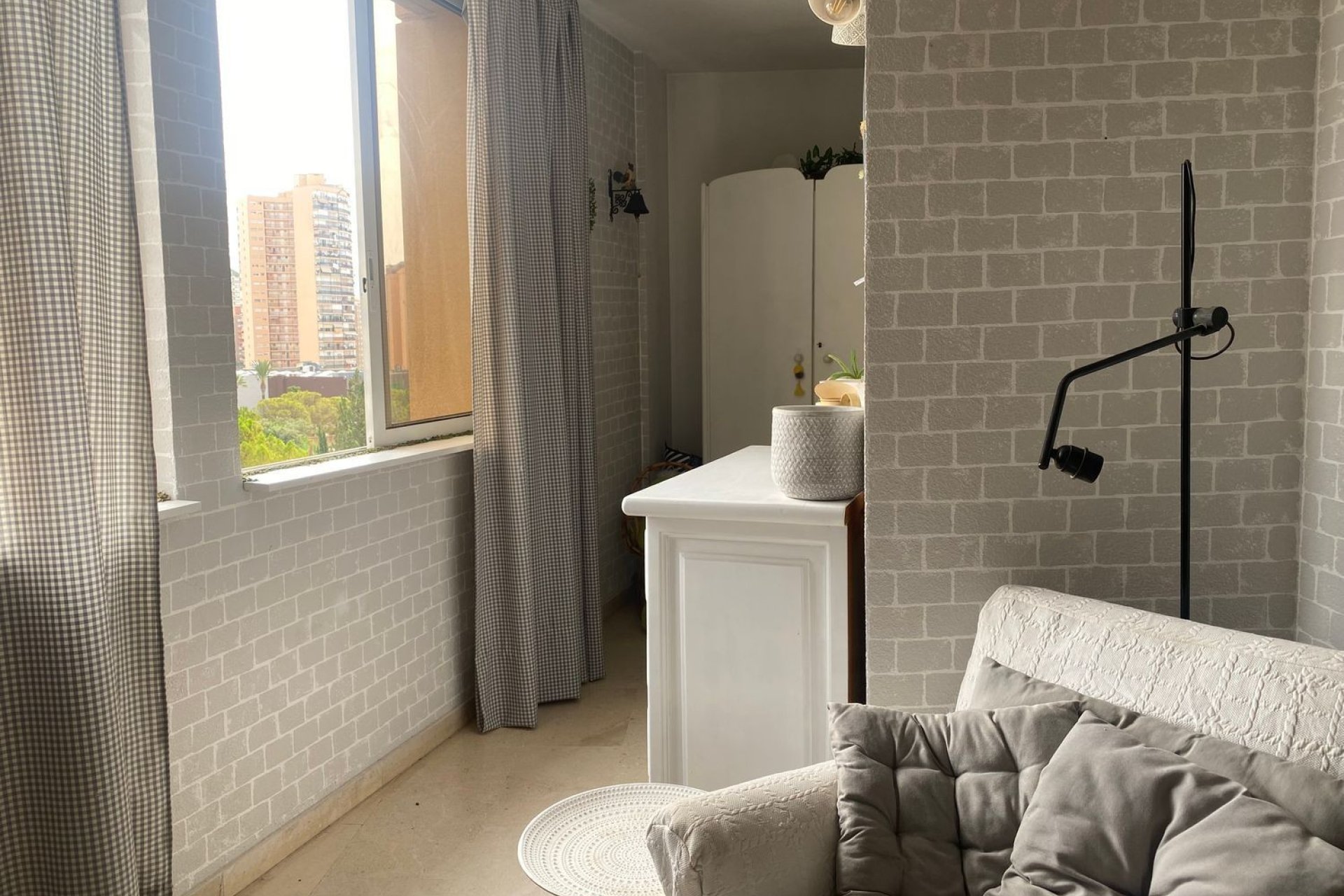 Resale - Apartment - Benidorm