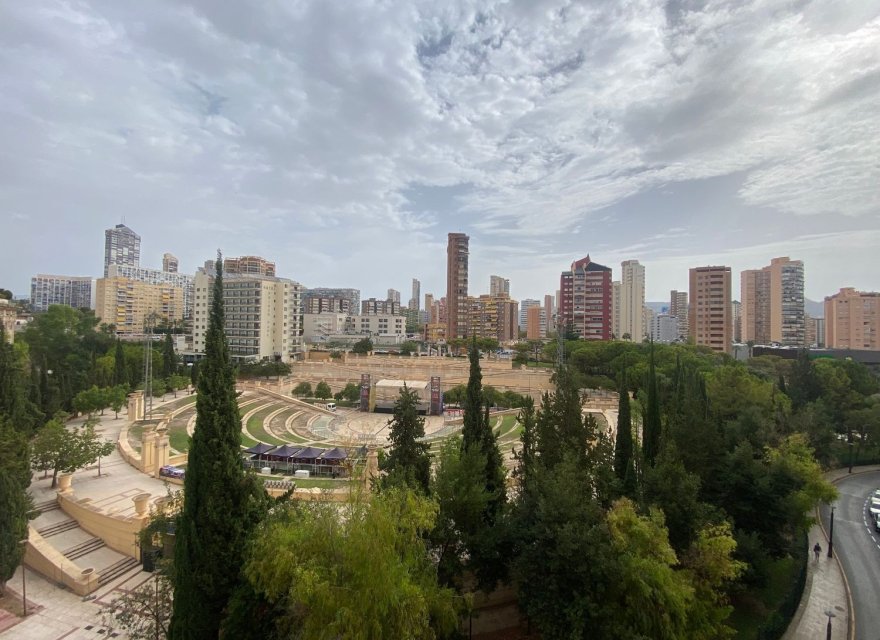 Resale - Apartment - Benidorm