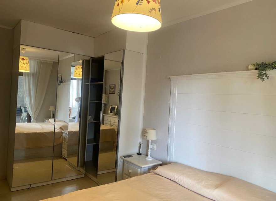 Resale - Apartment - Benidorm