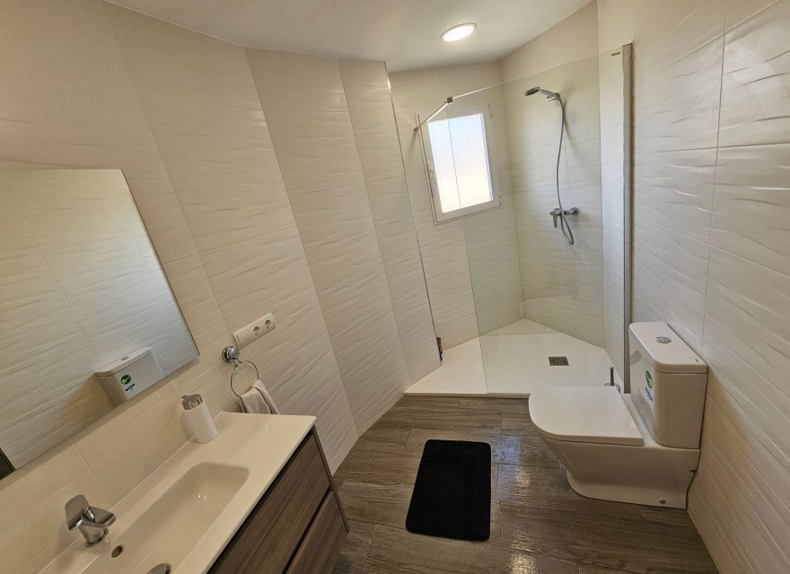 Resale - Apartment - Benidorm