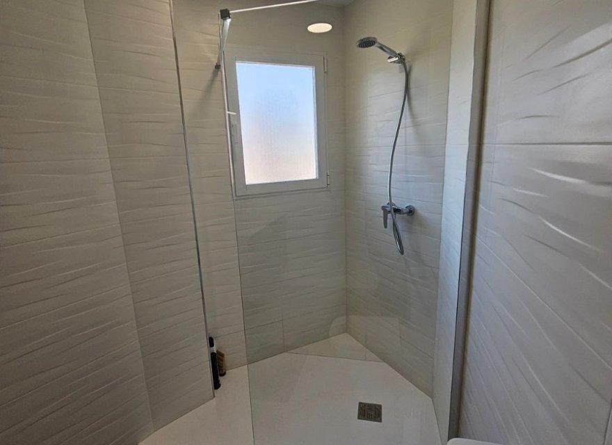 Resale - Apartment - Benidorm