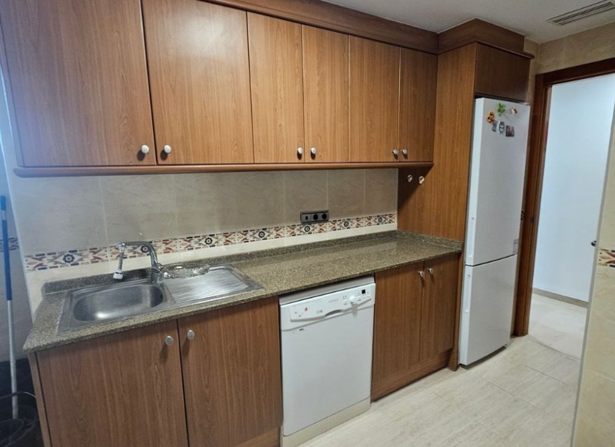 Resale - Apartment - Benidorm