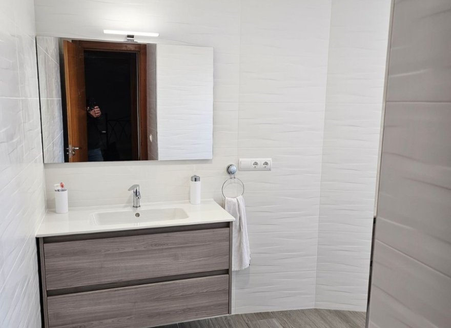 Resale - Apartment - Benidorm