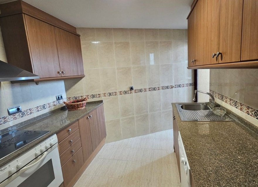 Resale - Apartment - Benidorm