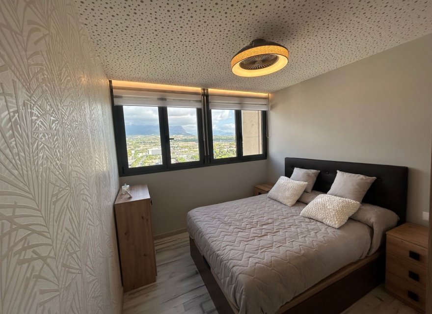 Resale - Apartment - Benidorm