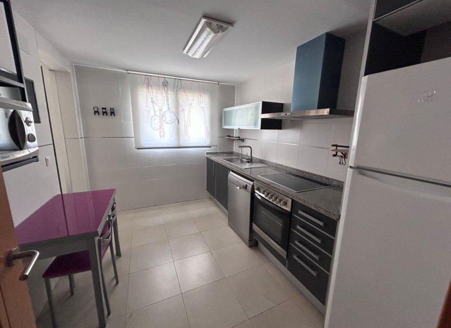 Resale - Apartment - Benidorm