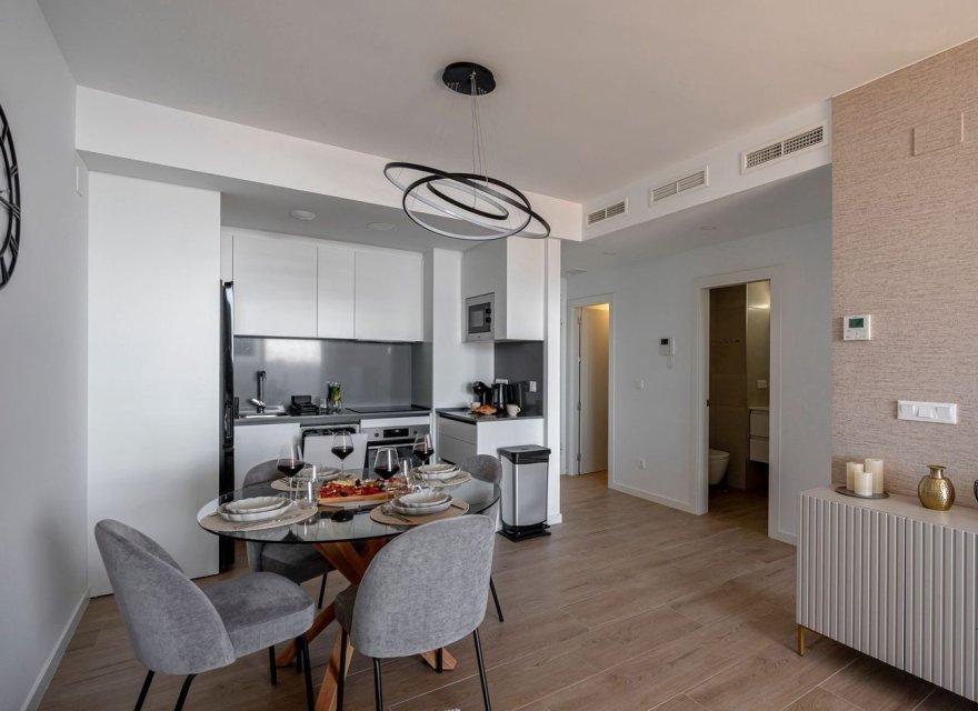 Resale - Apartment - Benidorm