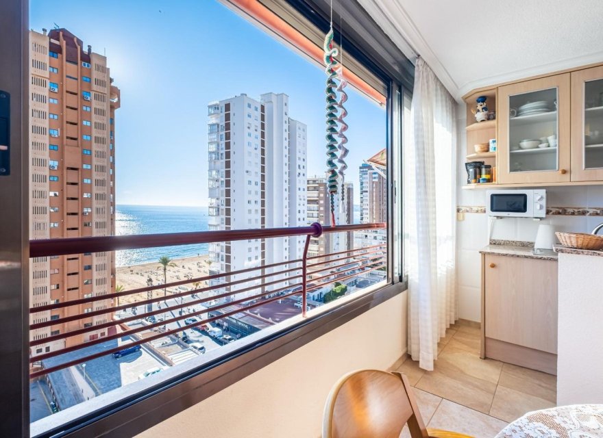Resale - Apartment - Benidorm
