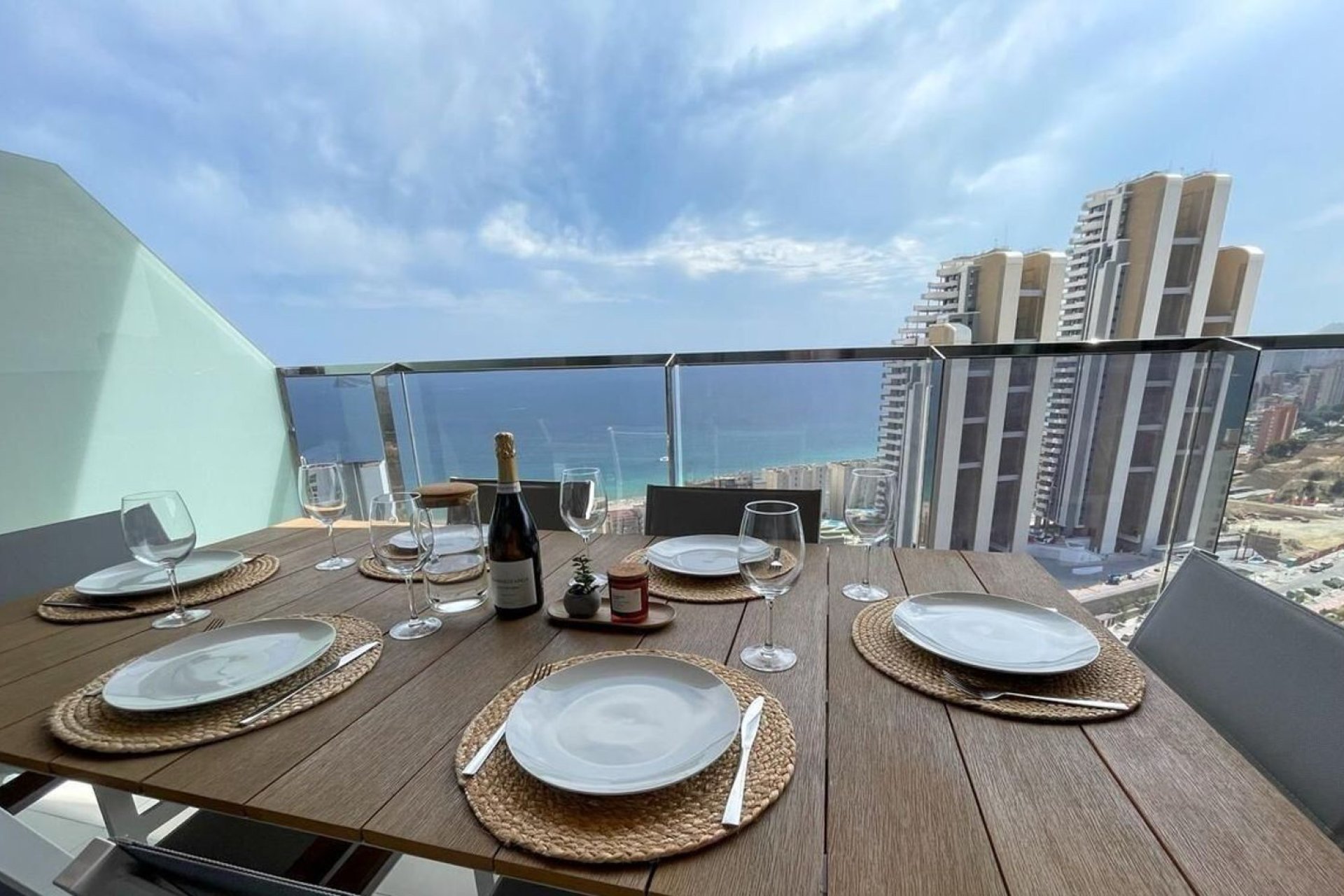 Resale - Apartment - Benidorm
