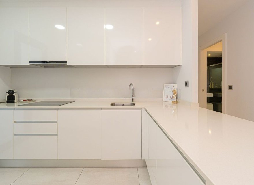 Resale - Apartment - Benidorm