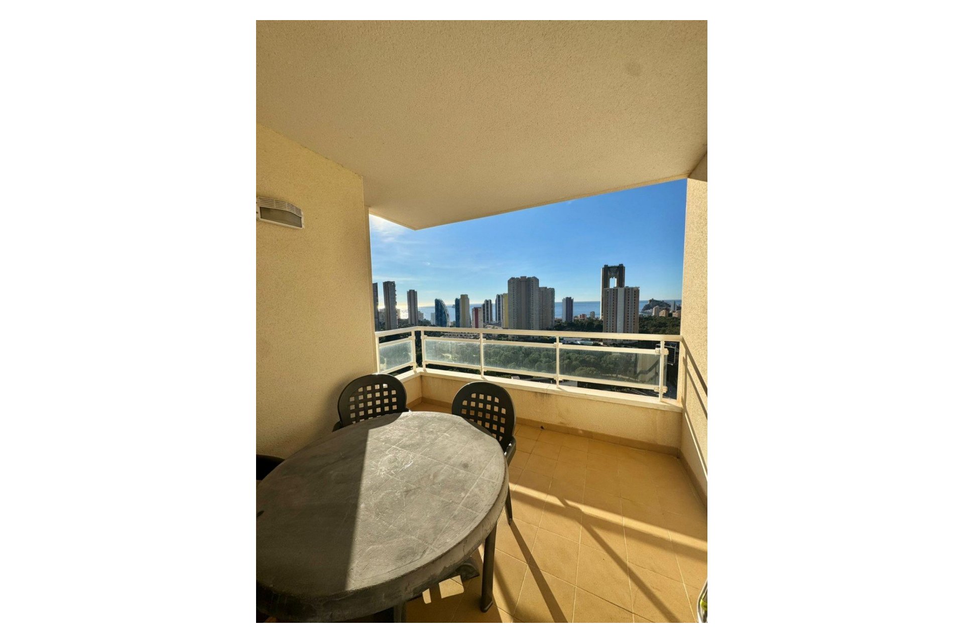 Resale - Apartment - Benidorm