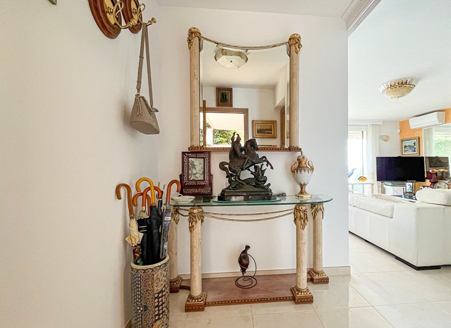 Resale - Apartment - Cala Viñes