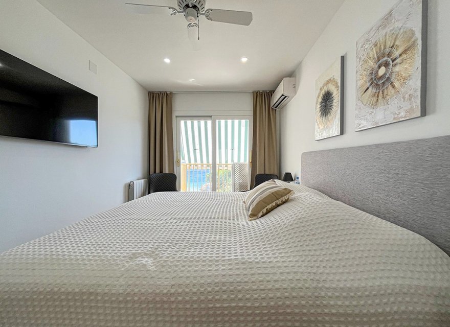 Resale - Apartment - Cala Viñes