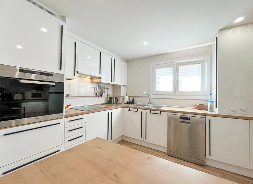 Resale - Apartment - Cala Viñes