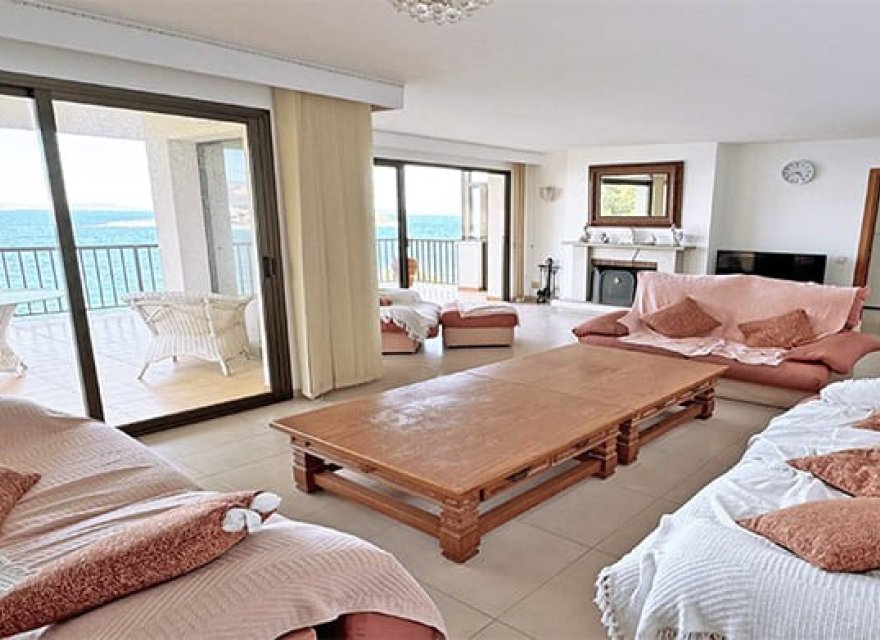 Resale - Apartment - Cala Viñes