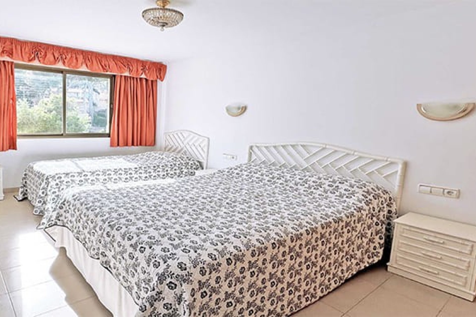 Resale - Apartment - Cala Viñes