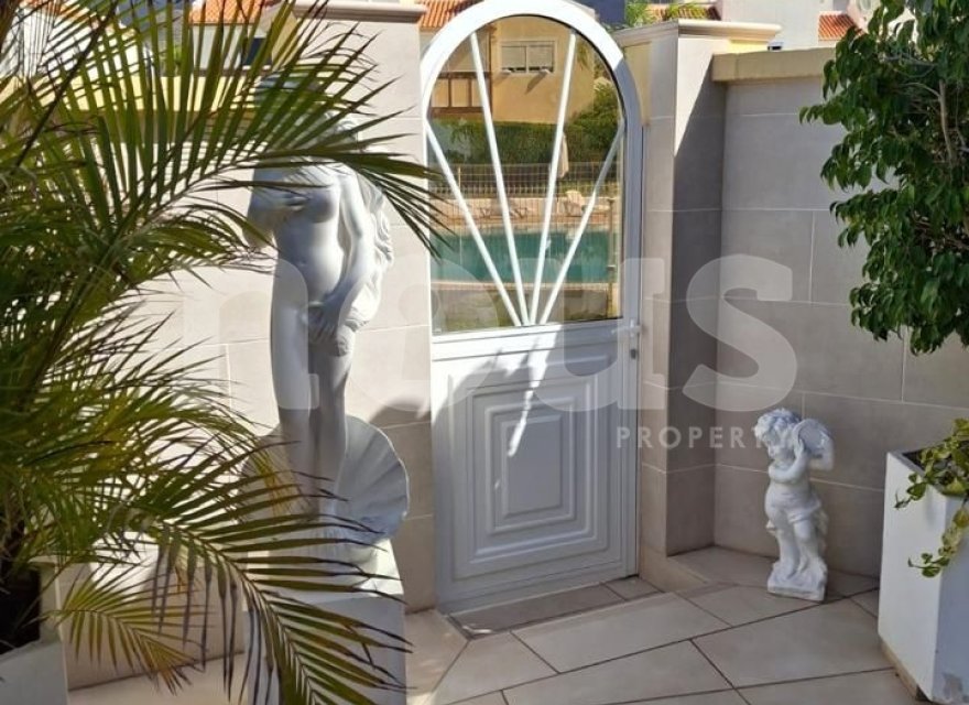 Resale - Apartment - Costa Adeje (Madroñal) - Las Encinas