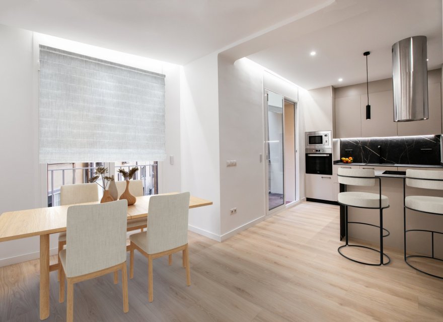 Resale - Apartment - Eixample