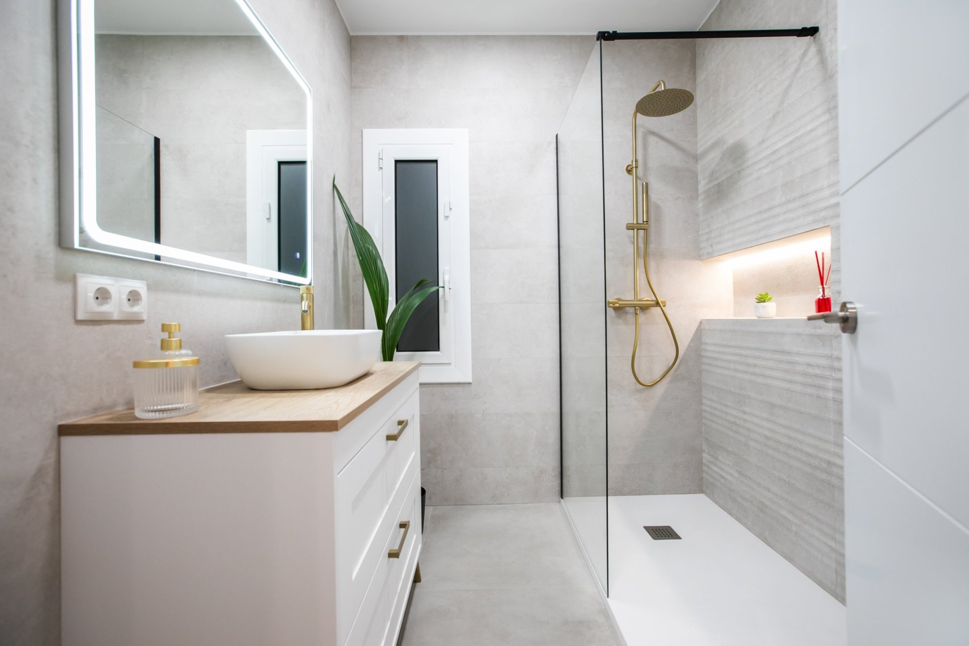 Resale - Apartment - Eixample