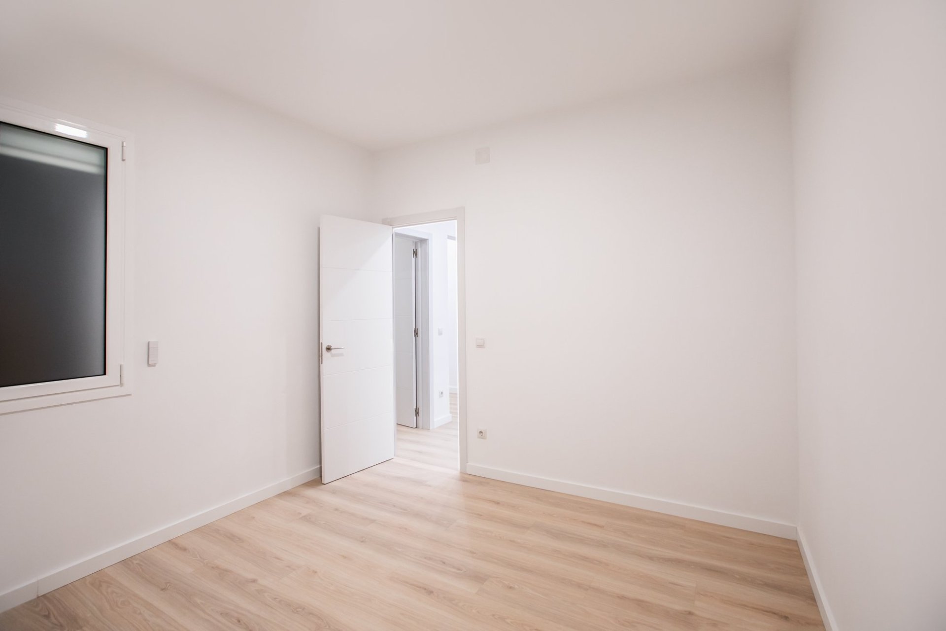 Resale - Apartment - Eixample