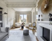 Resale - Apartment - Eixample