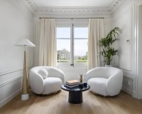 Resale - Apartment - Eixample