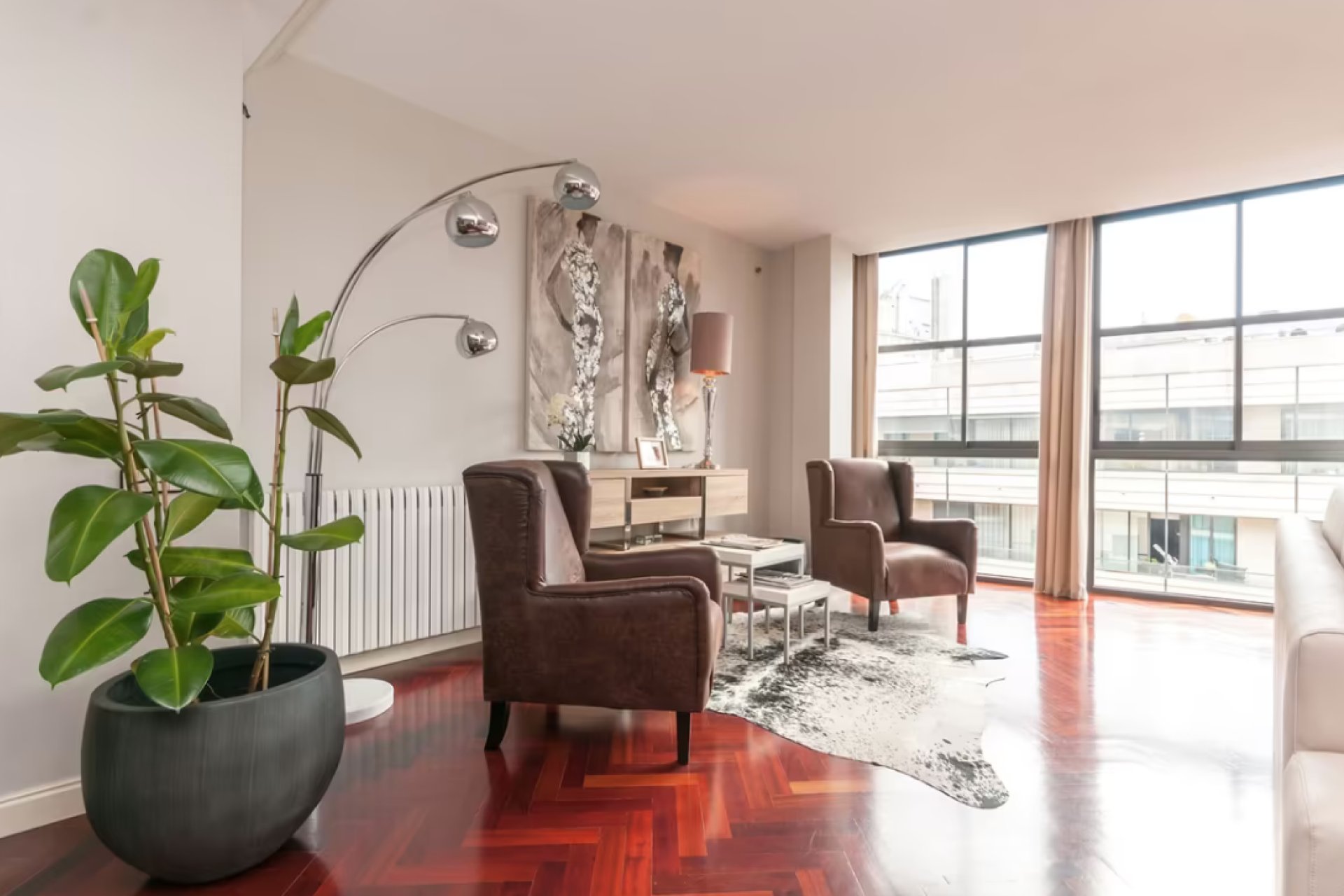 Resale - Apartment - Eixample