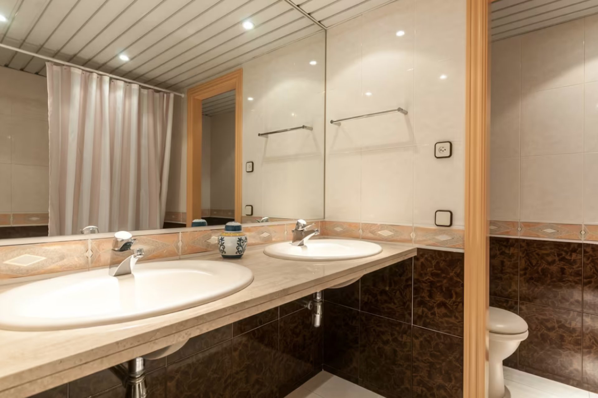 Resale - Apartment - Eixample