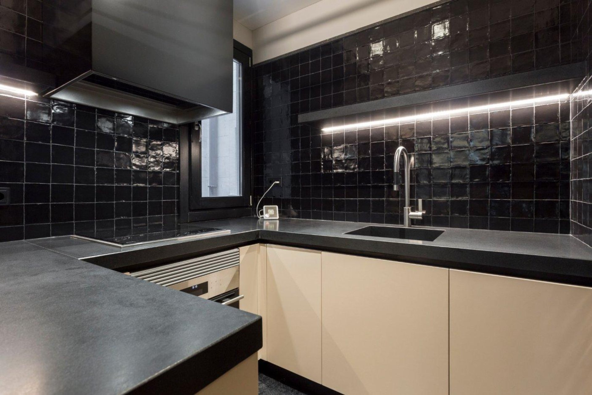 Resale - Apartment - Eixample