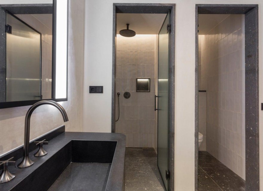 Resale - Apartment - Eixample