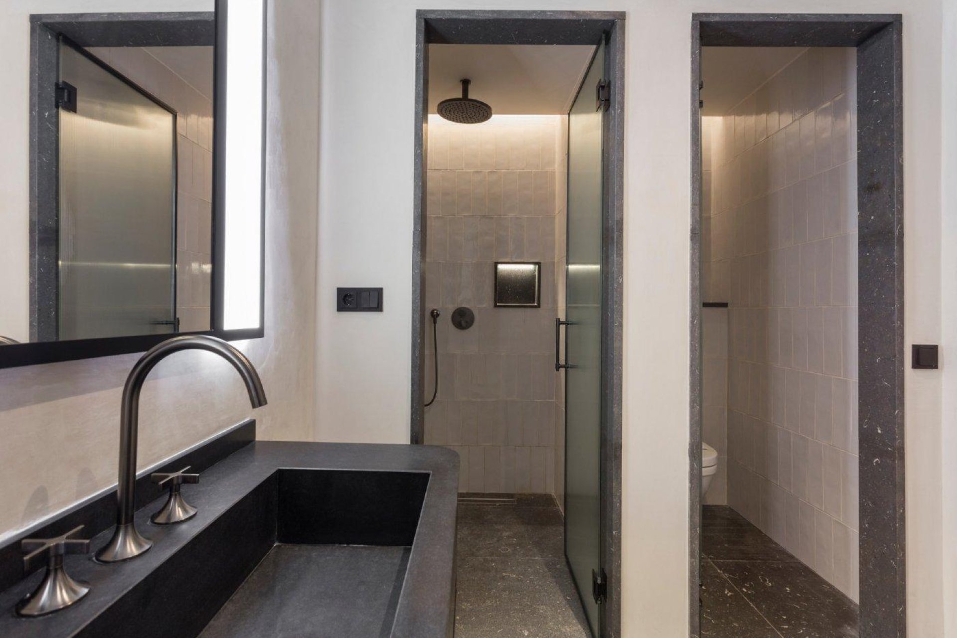 Resale - Apartment - Eixample