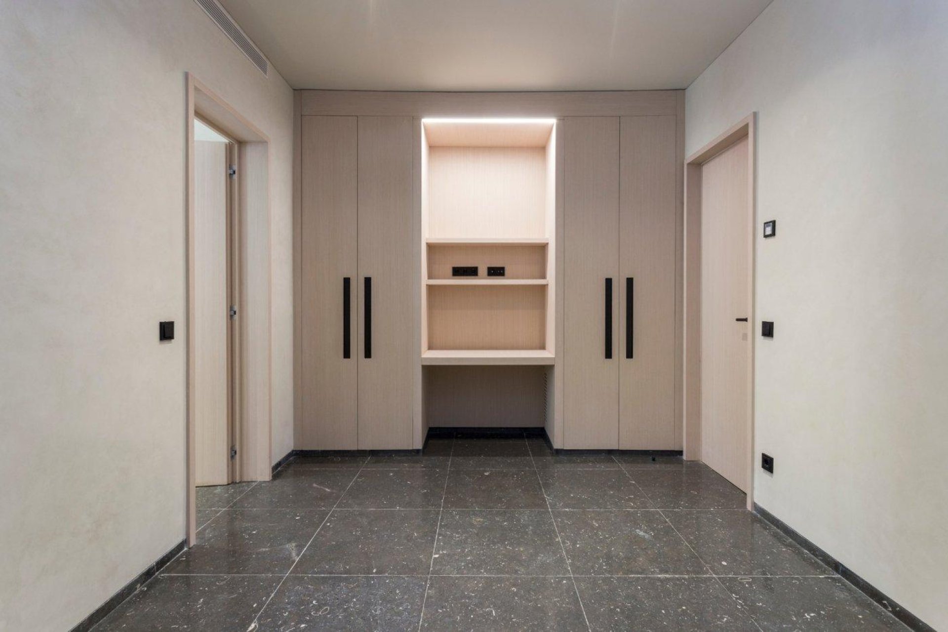 Resale - Apartment - Eixample