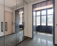 Resale - Apartment - Eixample