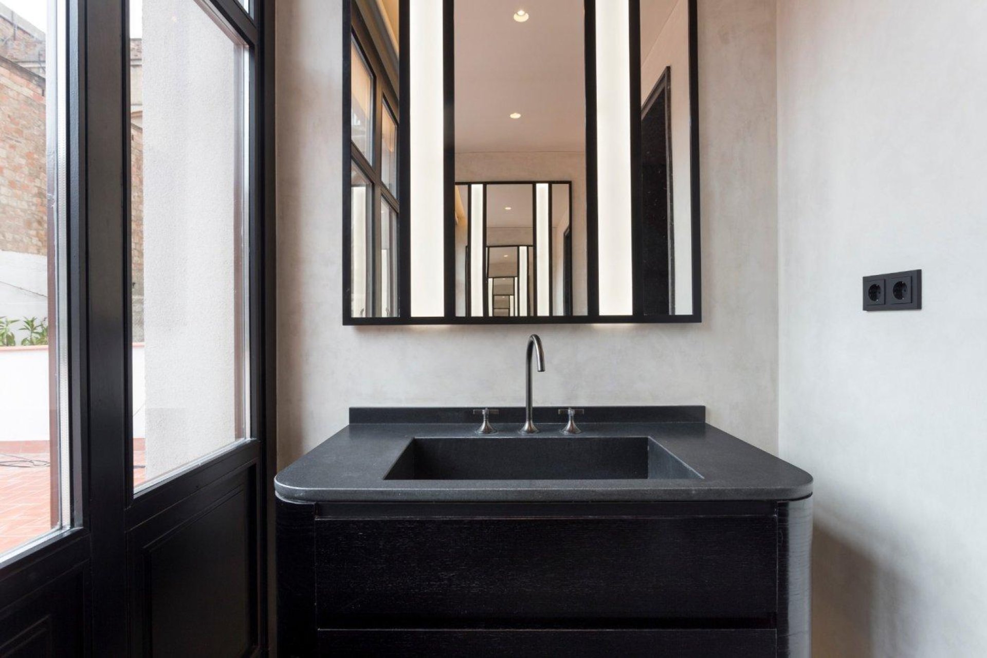 Resale - Apartment - Eixample