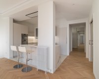 Resale - Apartment - Eixample