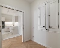 Resale - Apartment - Eixample