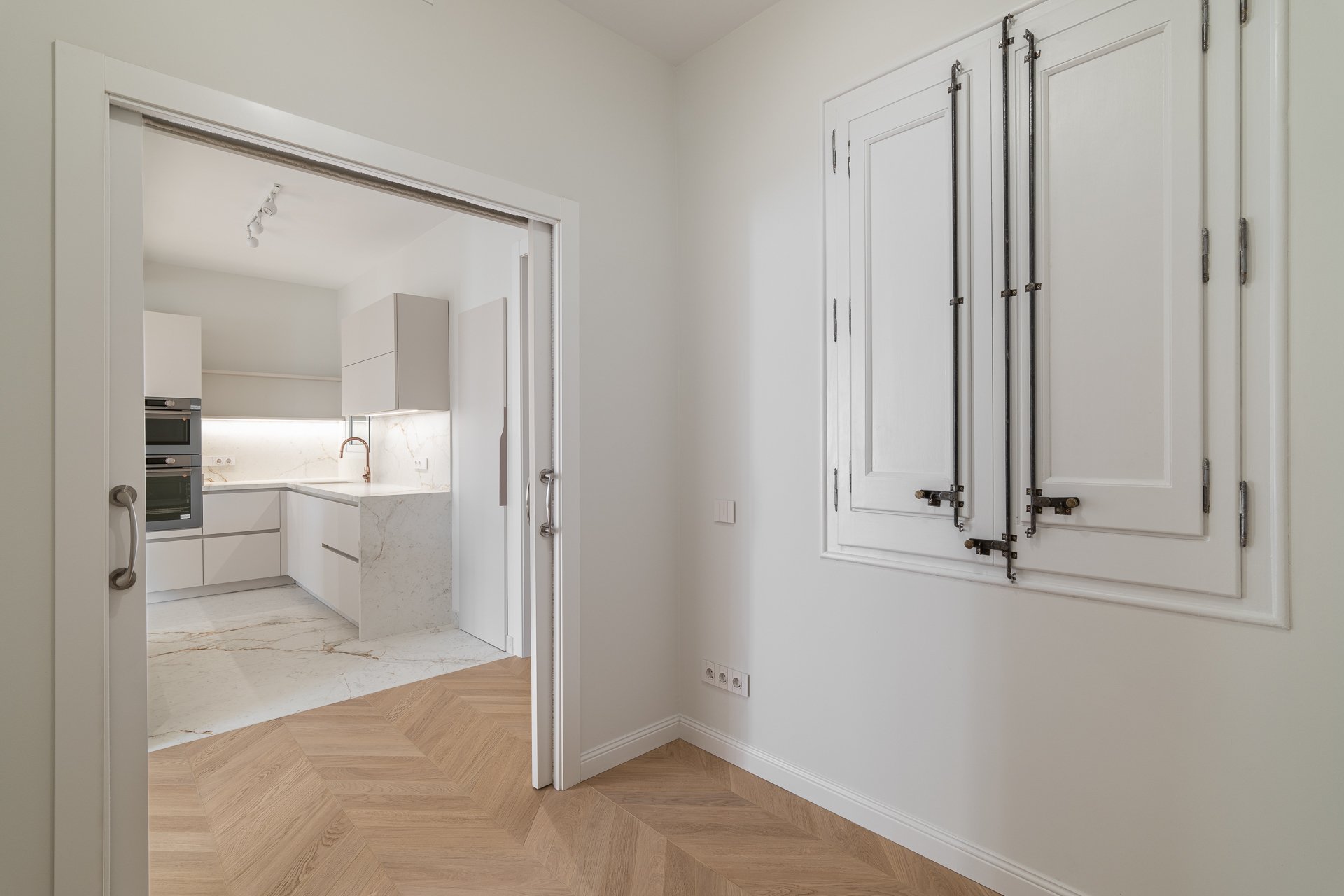 Resale - Apartment - Eixample