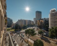 Resale - Apartment - Eixample