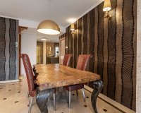 Resale - Apartment - Eixample