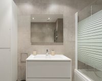 Resale - Apartment - Eixample