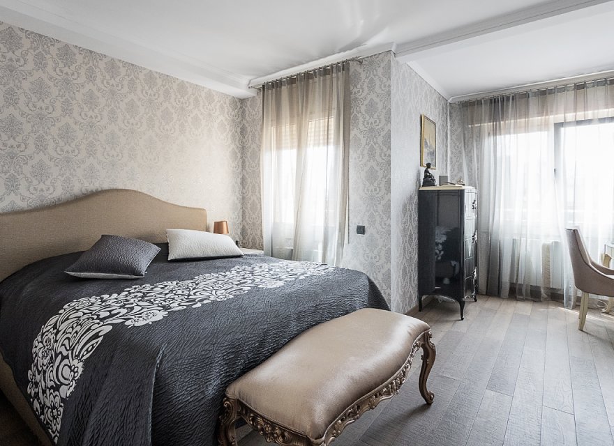 Resale - Apartment - Eixample