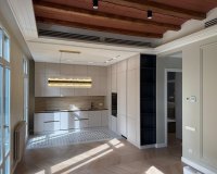 Resale - Apartment - Eixample