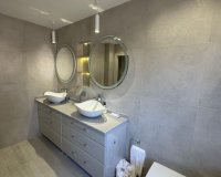 Resale - Apartment - El Paraiso - Costa del Sol