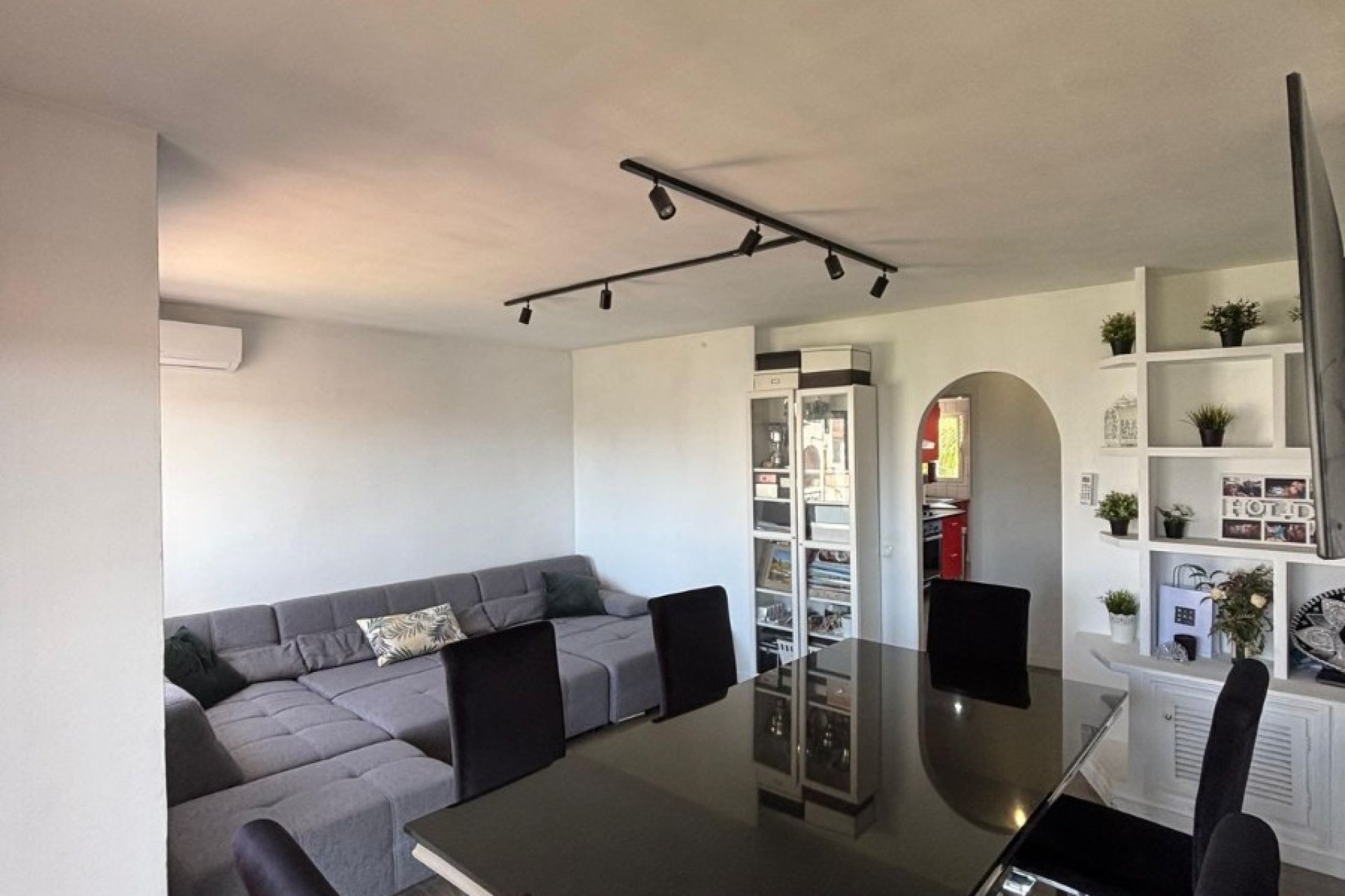 Resale - Apartment - Еstepona - Costa del Sol