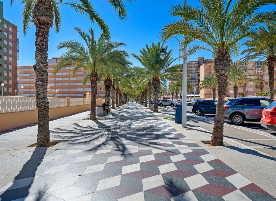 Resale - Apartment - Gran Alacant - Segunda linea playa